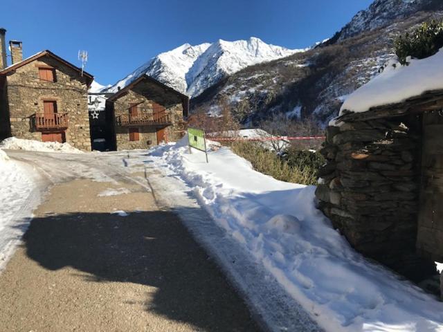 Refugi D' Alos Alos d'Isil Buitenkant foto